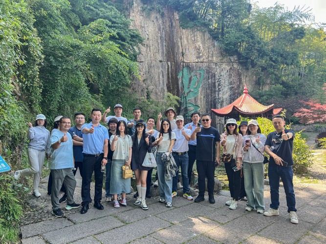 Zili | Green Circulation, ‘Leading’ the Future: 2024 Spring Team Building Activity